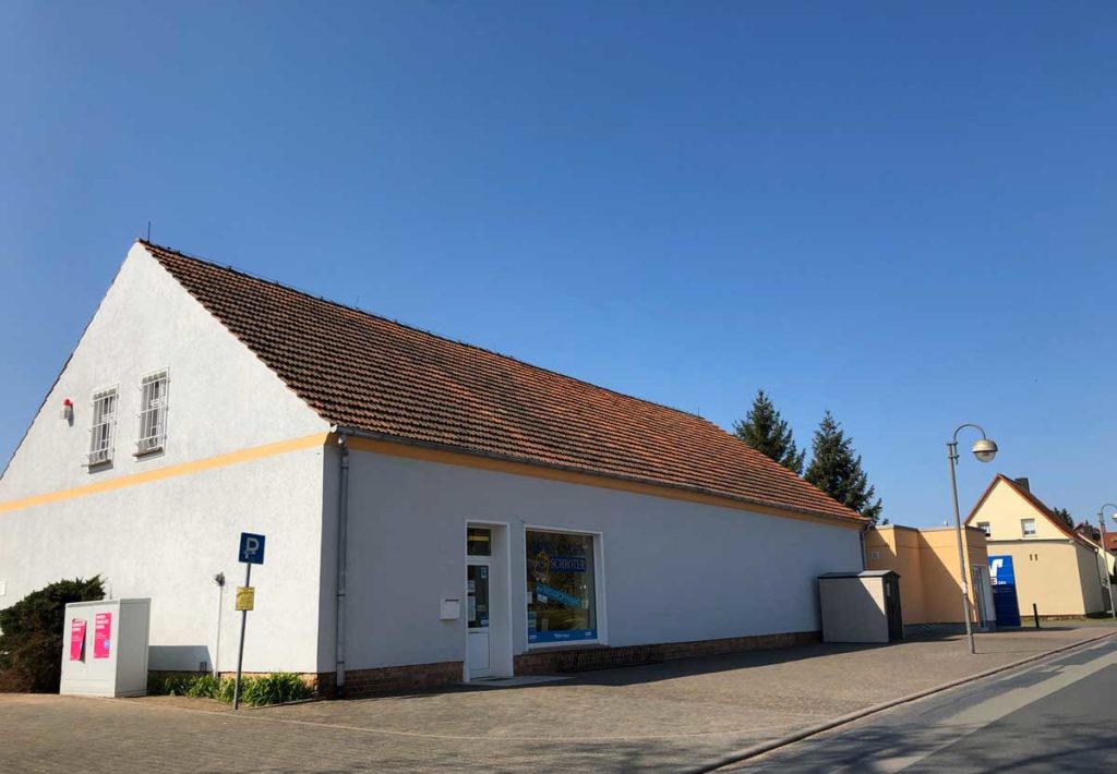 Dorfladen Schröter, das Haus, Ladengeschäft